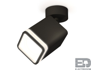 Комплект накладного поворотного светильника с акрилом XM7813021 - цена и фото