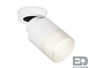 Комплект накладного поворотного светильника с акрилом XM8110002 Ambrella light - цена и фото